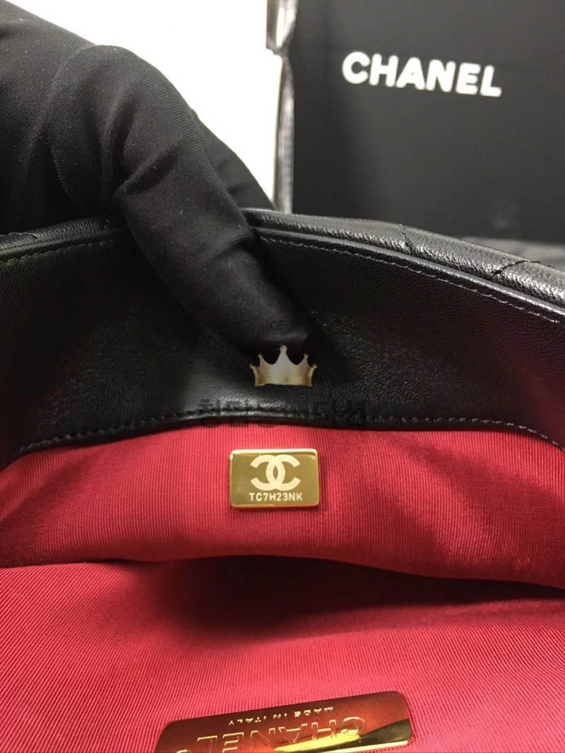 샤넬 19 플랩백 맥시 (하이엔드급)