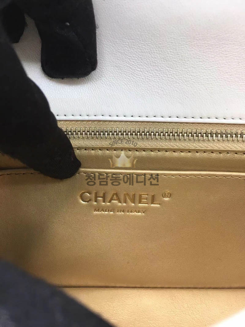샤넬 볼 클래식 플랩백 (하이엔드급)