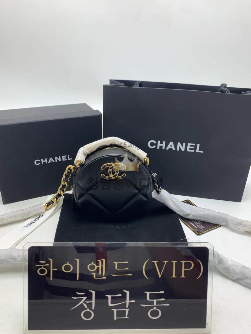 샤넬 19 라운드백 AP0945