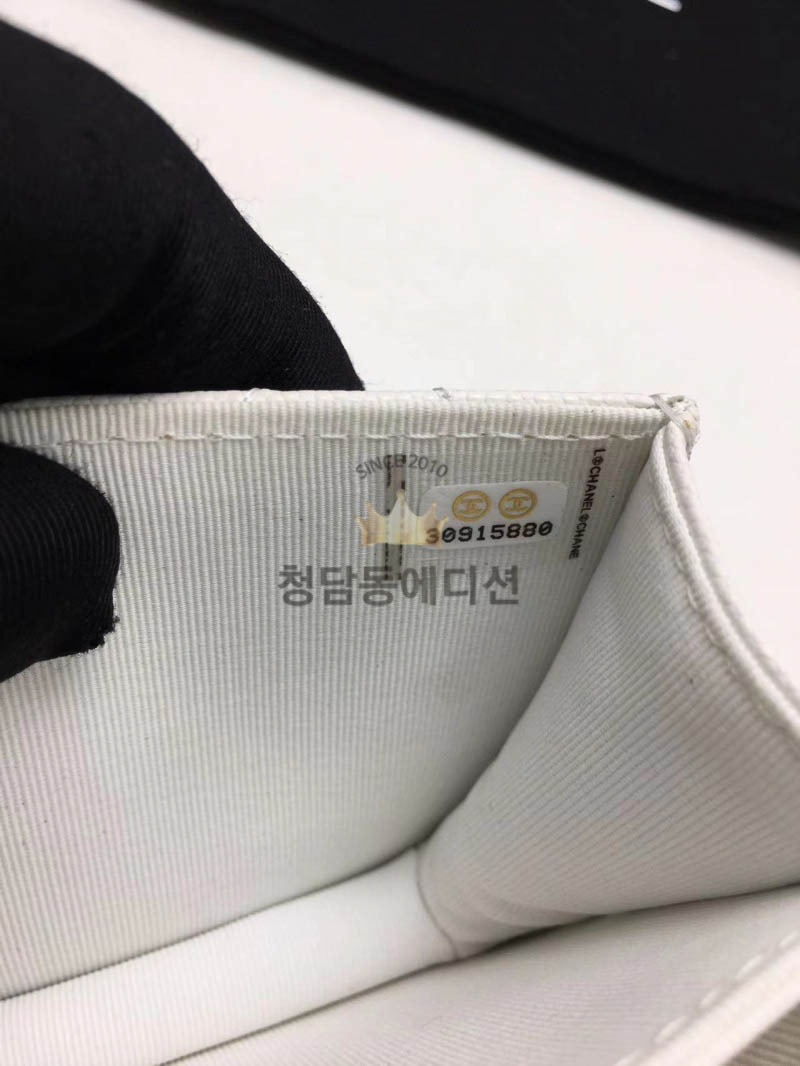 샤넬 22ss 탑핸들 코코 레터링 체인백 캐비어스킨 은장