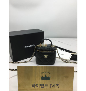 샤넬 미니 베니티 케이스백 램스킨 (컬러 샴페인골드)