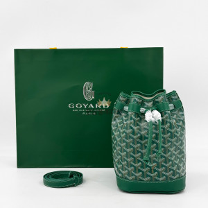 고야드 쁘띠플로 버킷백