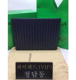 보테가베네타 도큐먼트 클러치백 (하이엔드급) (컬러 네이비)