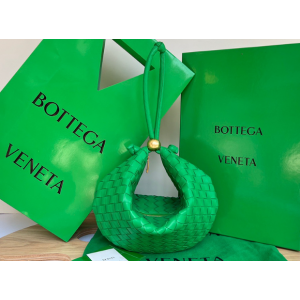 보테가베네타 턴백 미디움 품704024 (하이엔드급)