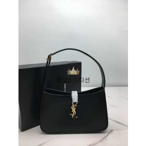 생로랑 모노그램 호보백 품657228 (ZP동일 가죽)