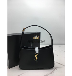 생로랑 모노그램 호보백 품657228 (ZP동일 가죽)