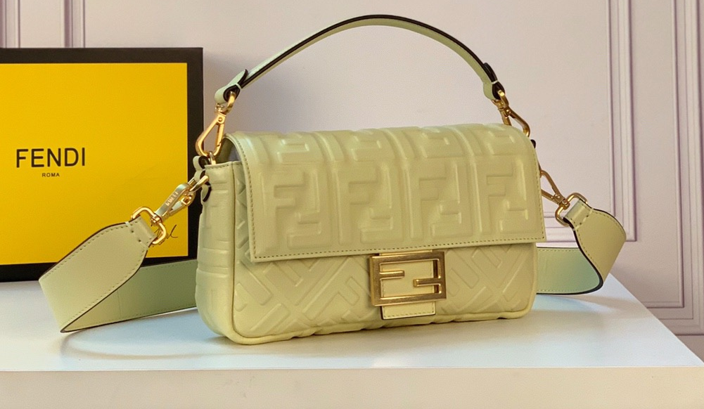 펜디 바게트 백 