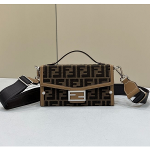 펜디 바게트 소프트 트렁크백