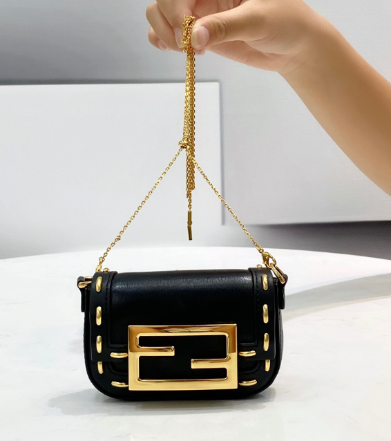 펜디 바게트백 참 