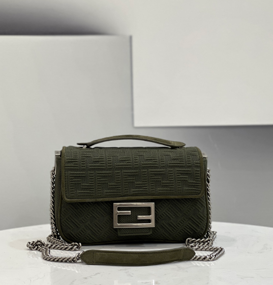 펜디 패브릭 바게트 체인백