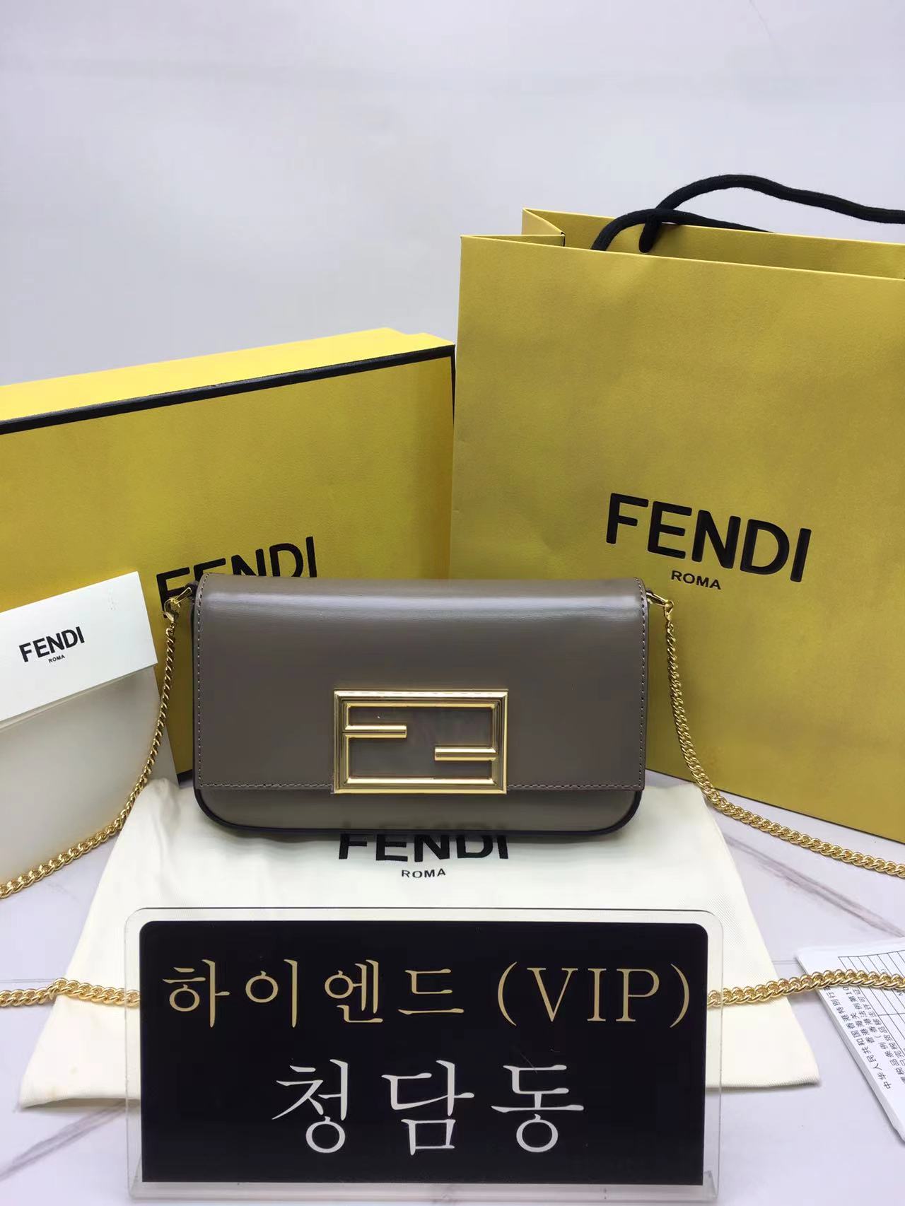 펜디 플랫 바게트백 (3COLOR)