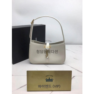 생로랑 모노그램 호보백 657228 (하이엔드급)