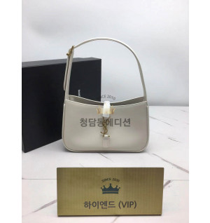 생로랑 모노그램 호보백 657228 (하이엔드급)