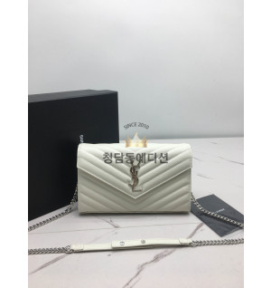 생로랑 엔벨로프 체인 숄더백 377828 (하이엔드급)