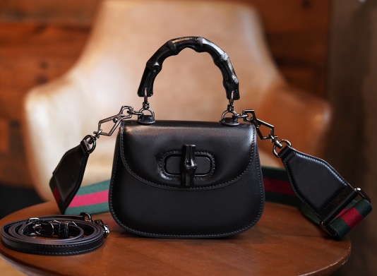 구찌 뱀부 미니 탑핸들백 686864 