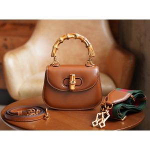 구찌 뱀부 미니 탑핸들백 686864 