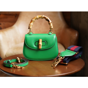 구찌 뱀부 미니 탑핸들백 686864