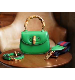 구찌 뱀부 미니 탑핸들백 686864