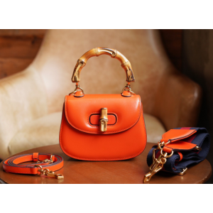 구찌 뱀부 미니 탑핸들백 686864