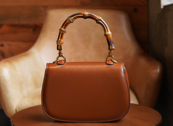 구찌 뱀부 스몰 탑핸들백 675797