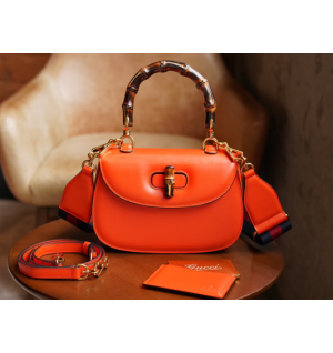 구찌 뱀부 스몰 탑핸들백 675797 