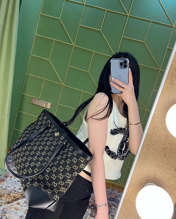 구찌 오피디아 GG 미디엄 토트백 631685