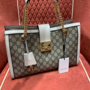 구찌 패들락 미디엄 GG 숄더백 479197 