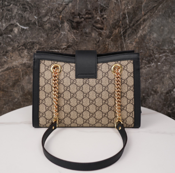 구찌 패들락 스몰 GG 숄더백 498156 