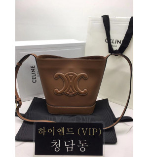 셀린느 트리오페 카프스킨 퀴르 버킷백 198243 (하이엔드급)