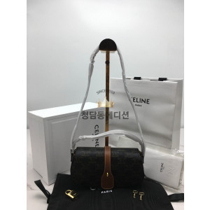 셀린느 트리오페 클러치 온 스트랩 타부백 (하이엔드급)