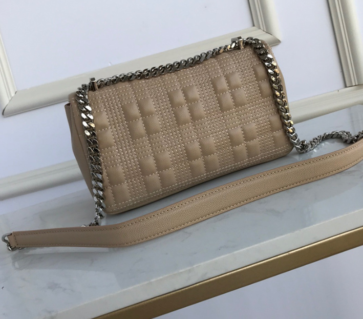 버버리 롤라백 스몰 카프스킨 (하이엔드급)