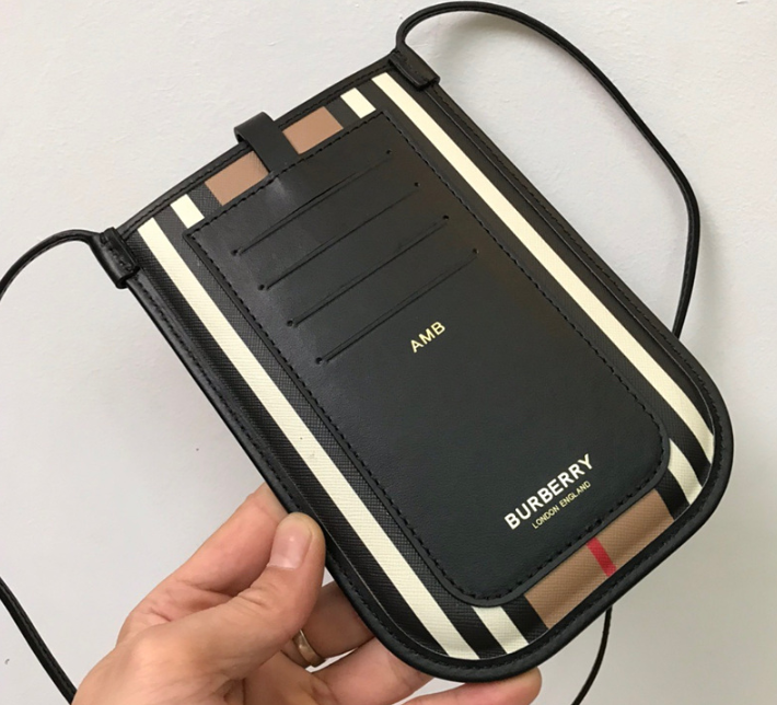 버버리 휴대폰 케이스 스트랩 미니백 (하이엔드급)