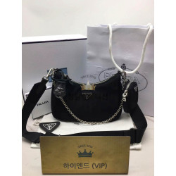 프라다 리에디션 나일론 테수토 호보백 리뉴얼 (하이엔드급)