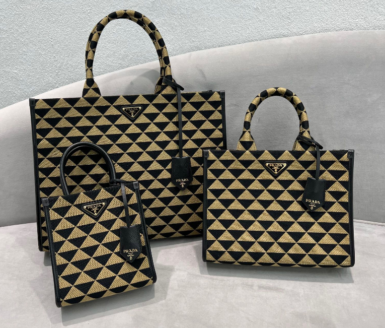 프라다 토트백 3SIZE (하이엔드급)