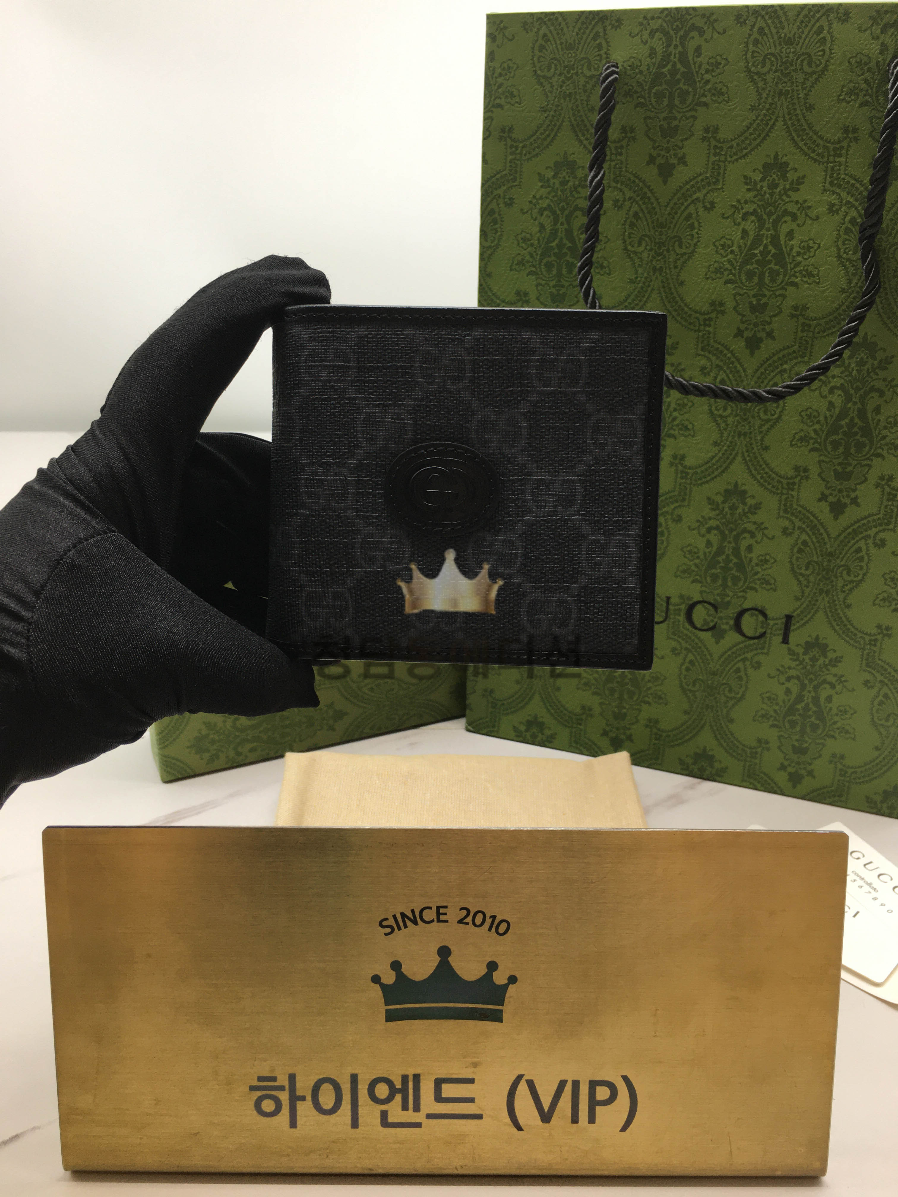 구찌 인터로킹G 반지갑 671652