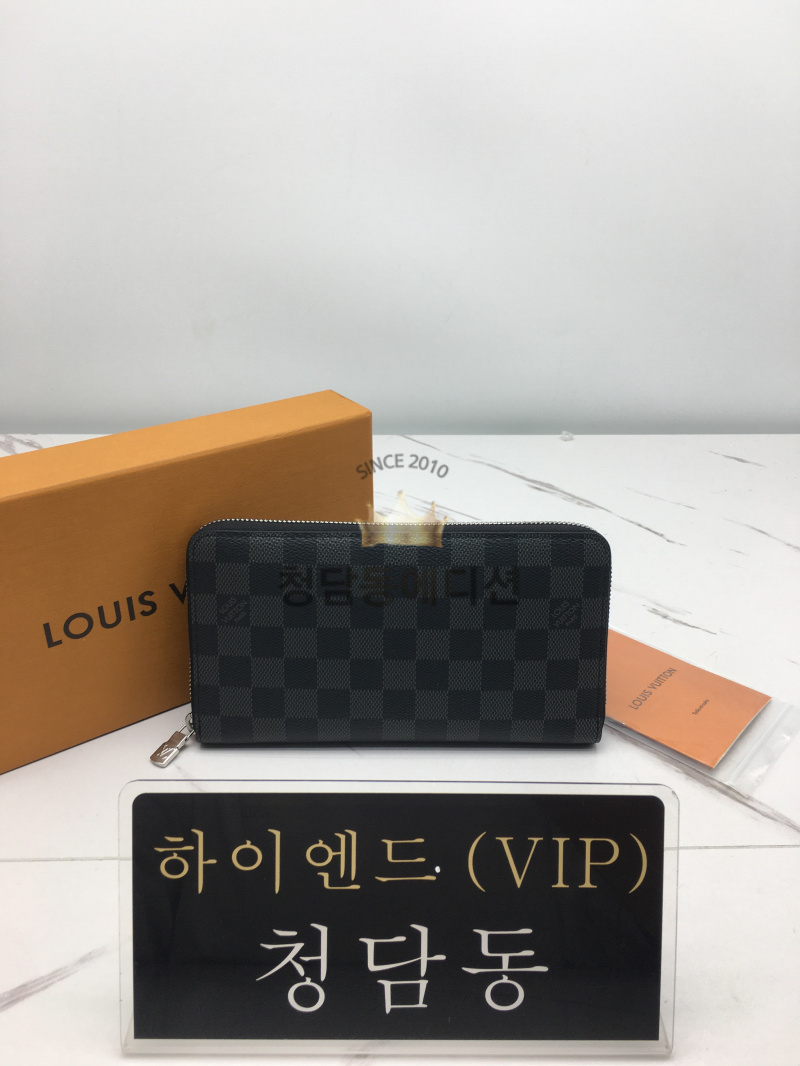 루이비통 지피 오거나이저 장지갑 N63077