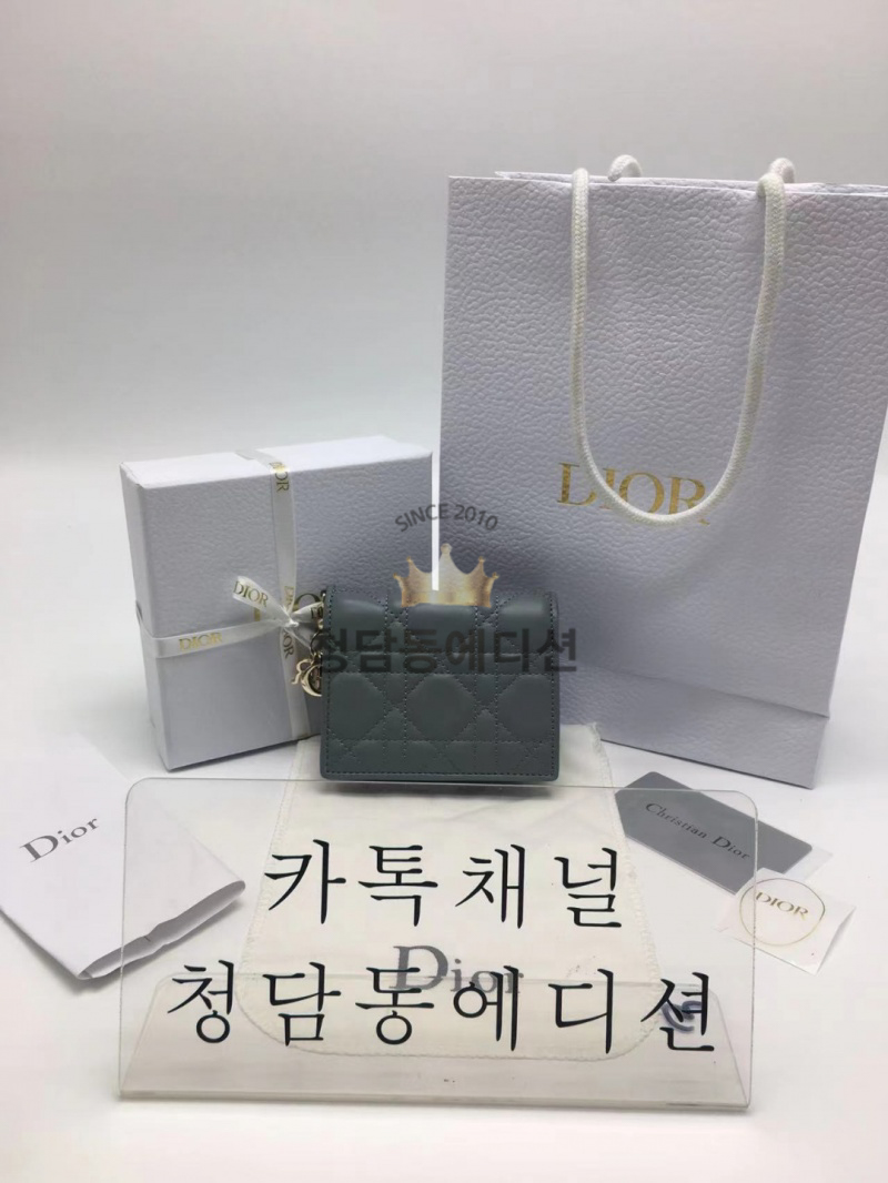 디올 까나쥬 램스킨 반지갑