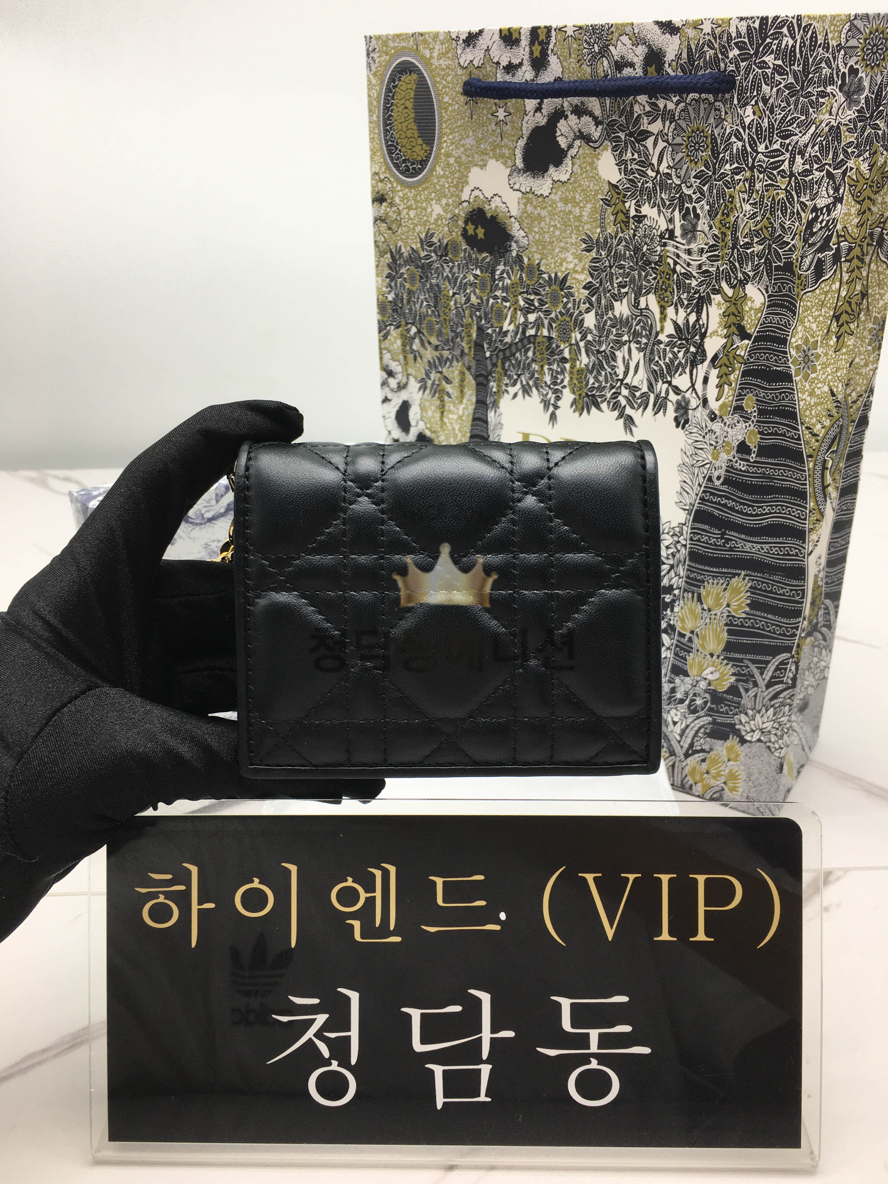 디올 까나쥬 램스킨 반지갑