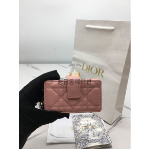 디올 까나쥬 램스킨 아코디언 카드지갑
