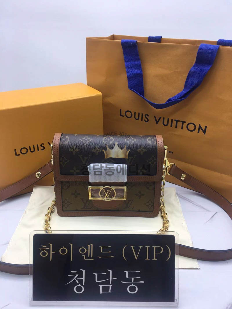 루이비통 미니 도핀백 M44580