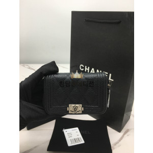 샤넬 보이 작은캐비어스킨 지퍼 카드지갑