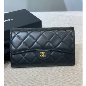 샤넬 클래식 램스킨 플랩 중지갑 금장