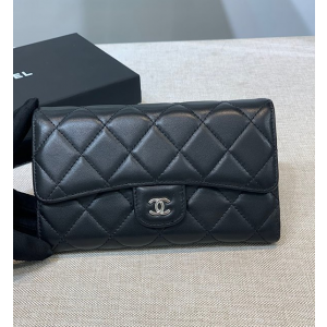 샤넬 클래식 램스킨 플랩 중지갑 은장