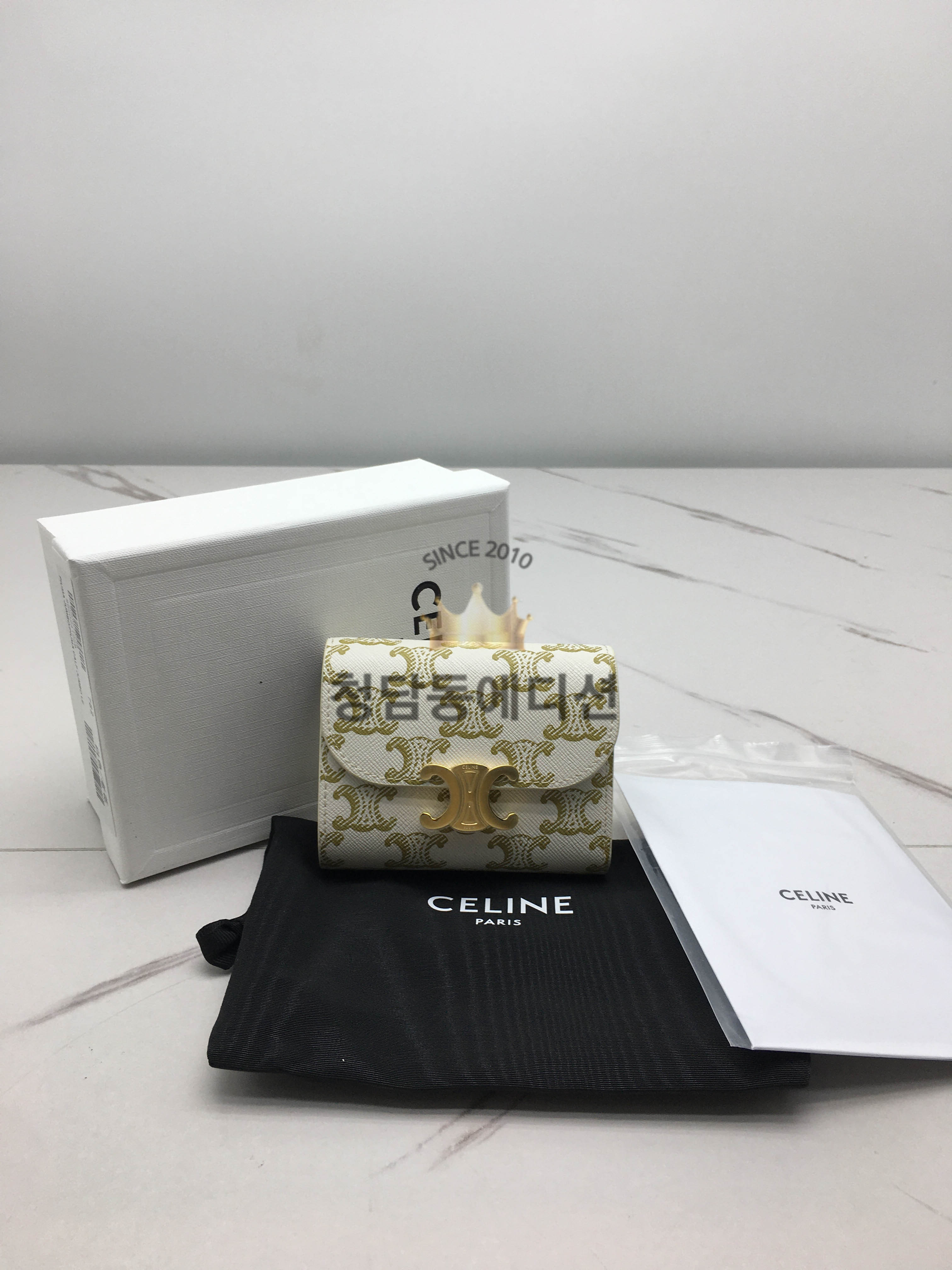 셀린느 트리오페 3단 지갑