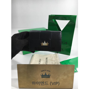 보테가베네타 맥시 인트레치아토 플랩 카드케이스 (컬러 블랙)