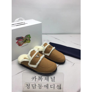 프라다 시어링 슬리퍼 (컬러 베이지, 블랙)