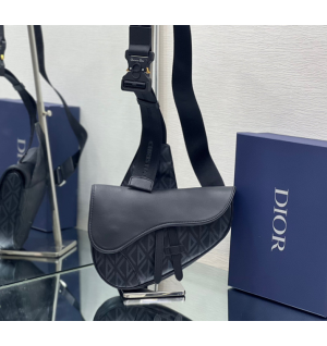 디올 다이아몬드 CD 새들백 스몰