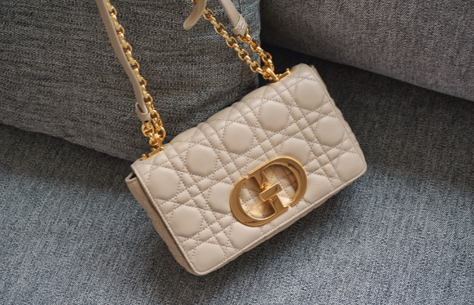 디올 카로백 스몰