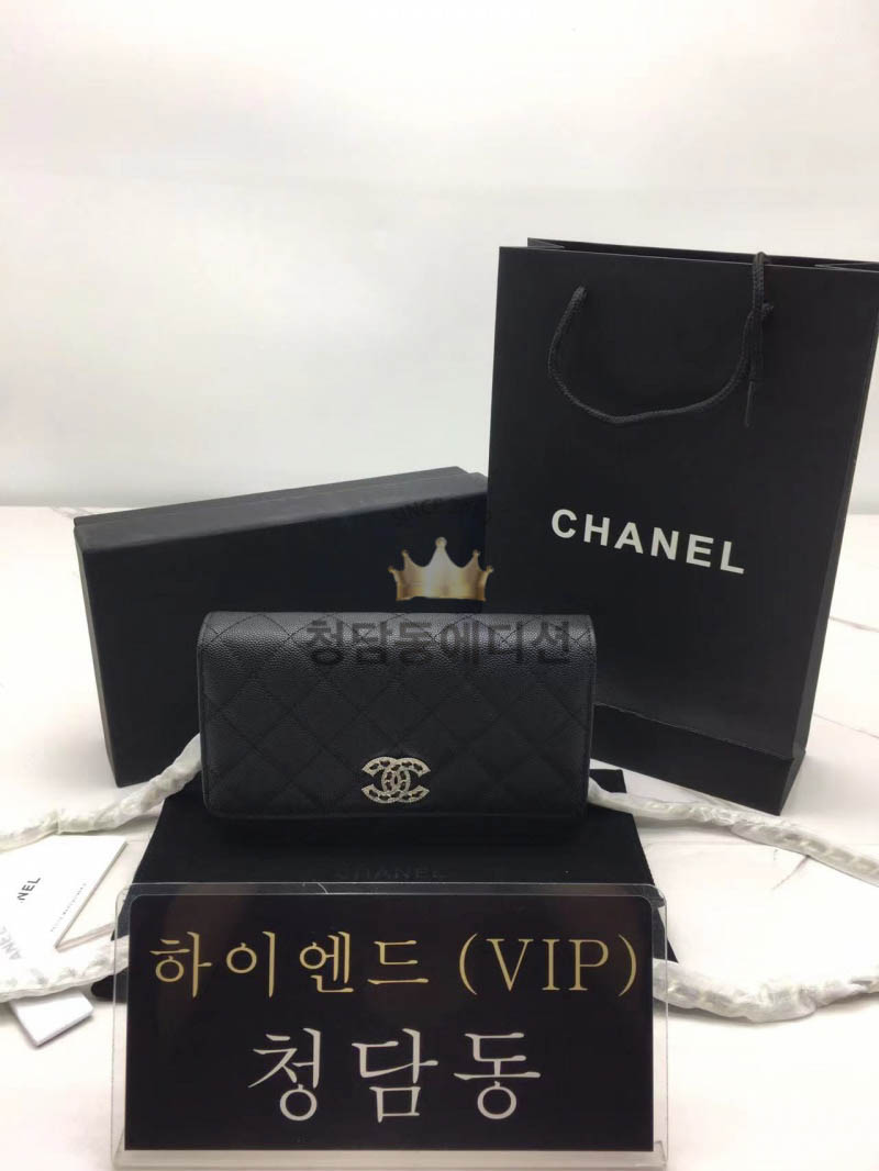 샤넬 22SS 비즈 코코마크 WOC