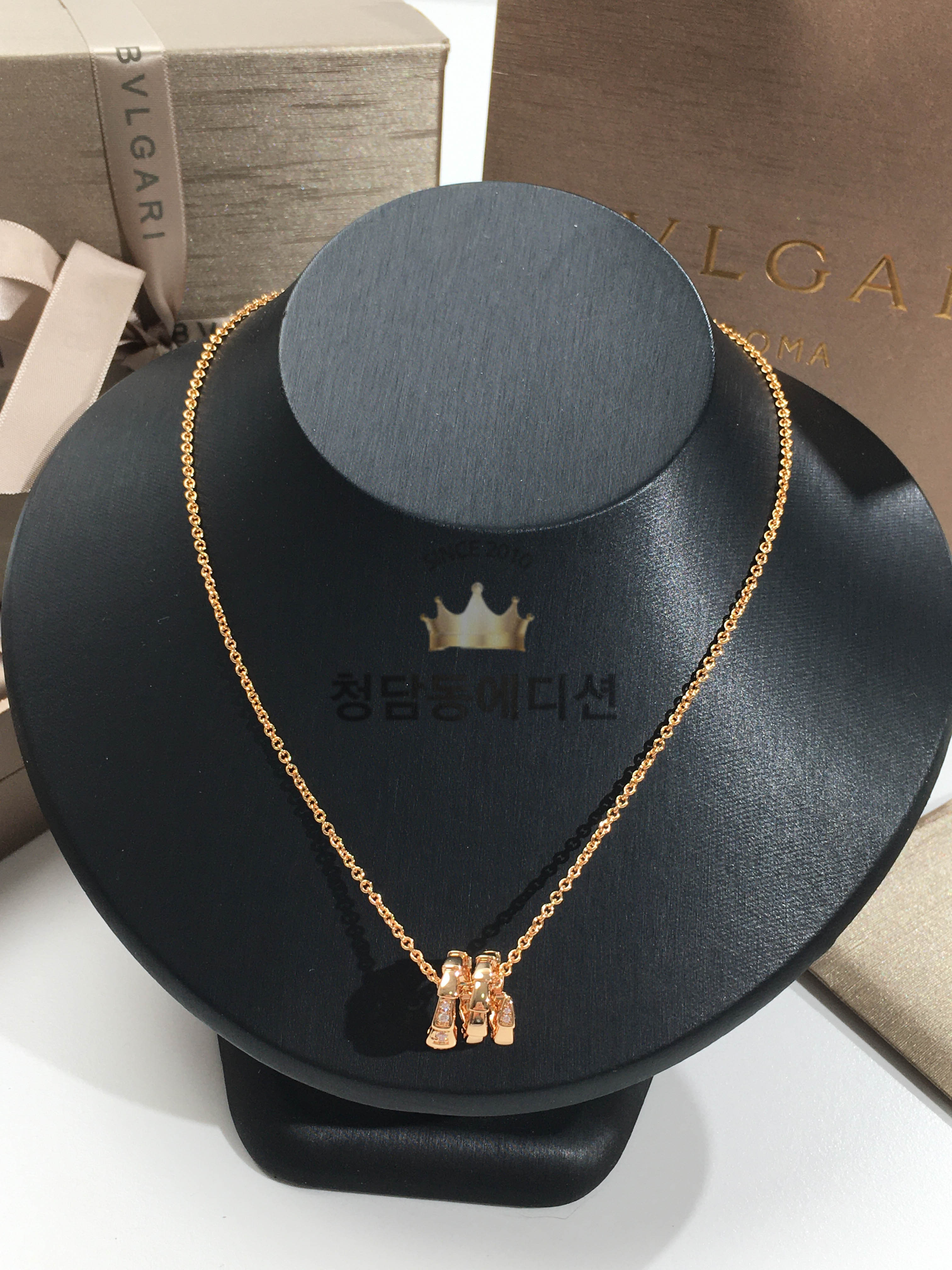 불가리 세르펜티 바이퍼 네크리스 (컬러 로즈골드, 화이트골드)